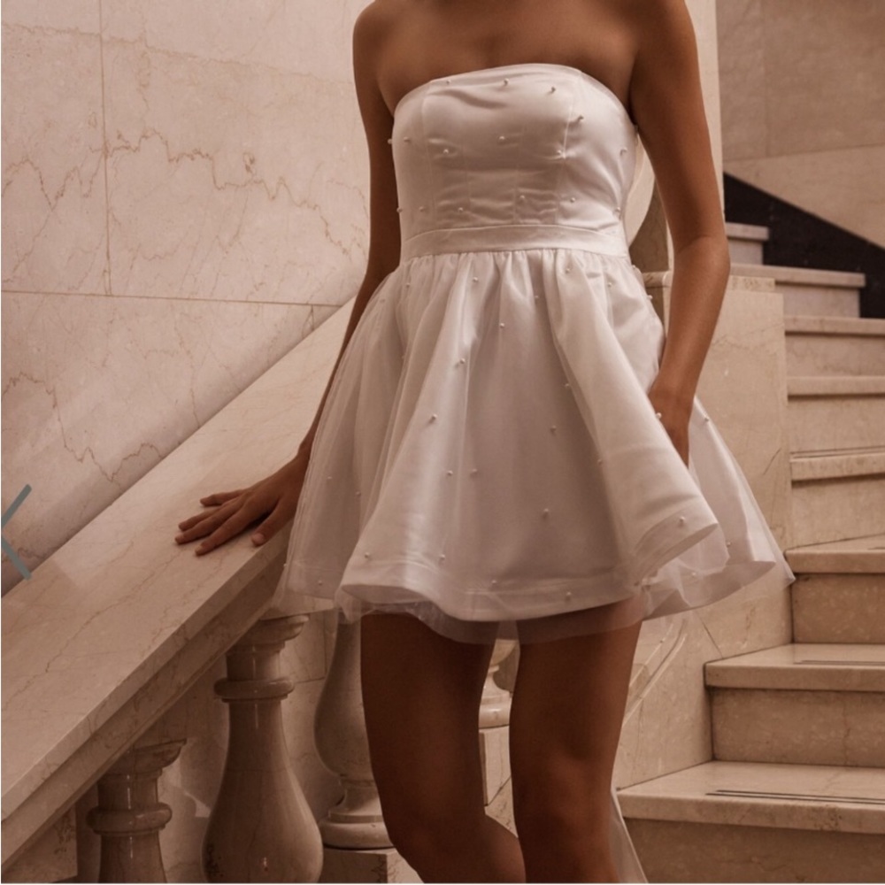 Showpo dress with pearls and bow NEW